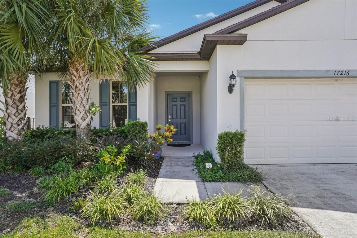 17216 Goldcrest Loop, Clermont, FL 34714