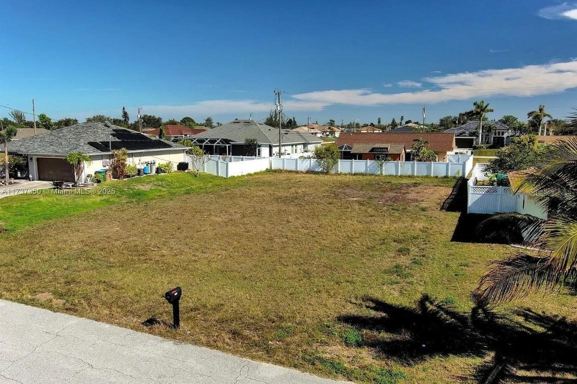 2013 NE 18th Ave., Cape Coral, FL 33909