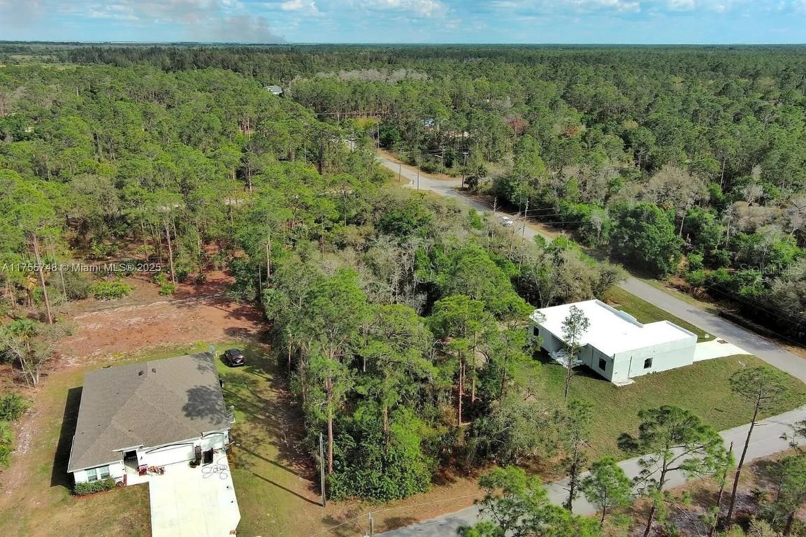 1702 Greenwood Ave., Lehigh Acres, FL 33972