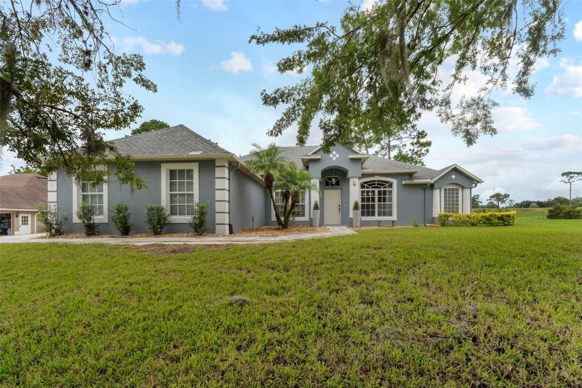 511 N Pine Meadow Dr., Debary, FL 32713