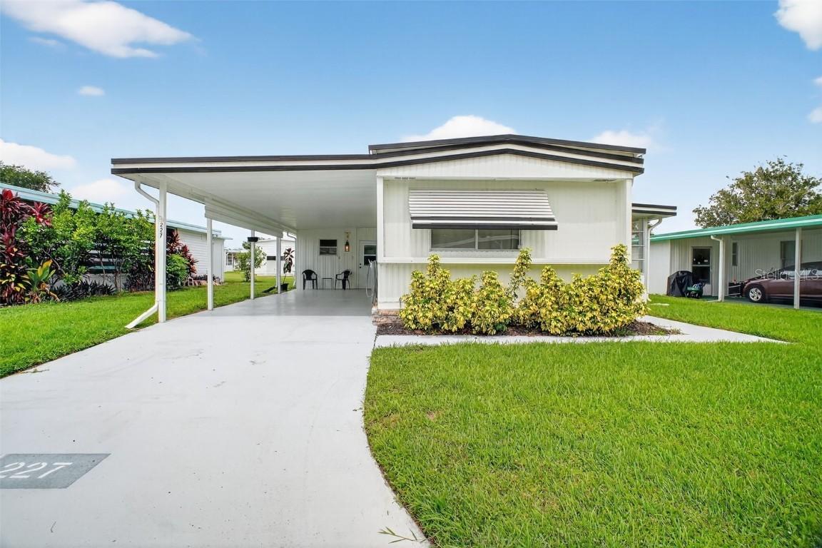 227 Paradise, Leesburg, FL 34788