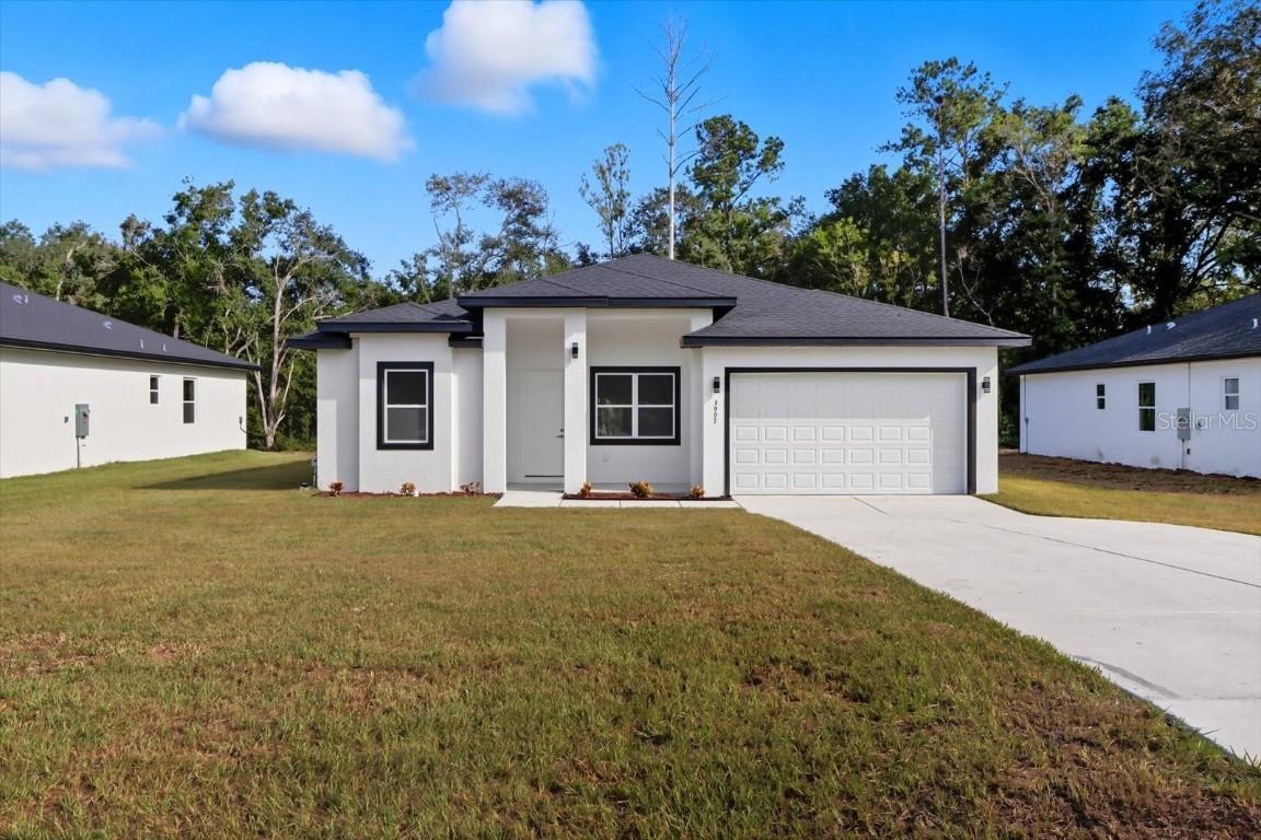 3997 SW Shorewood Dr, Dunnellon, FL 34431