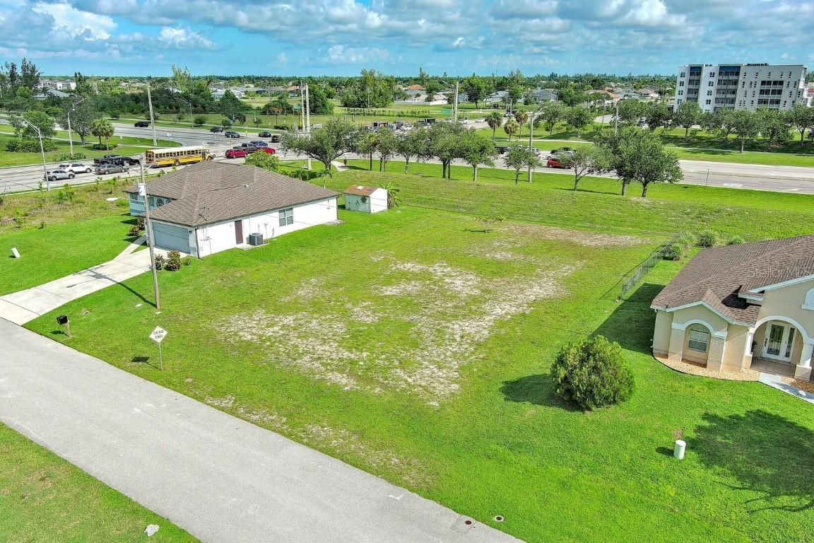 1412 Pine Ave., Lehigh Acres, FL 33972