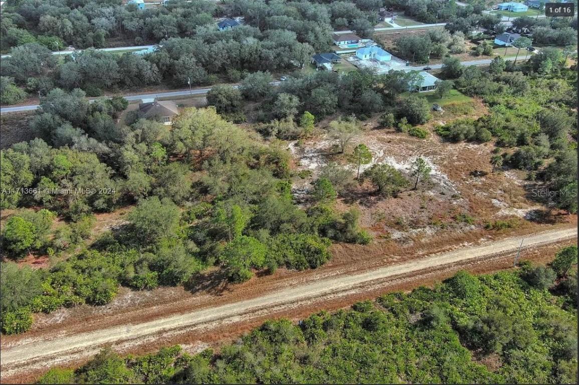 1514 Poinsettia Ave., Lehigh Acres, FL 33972