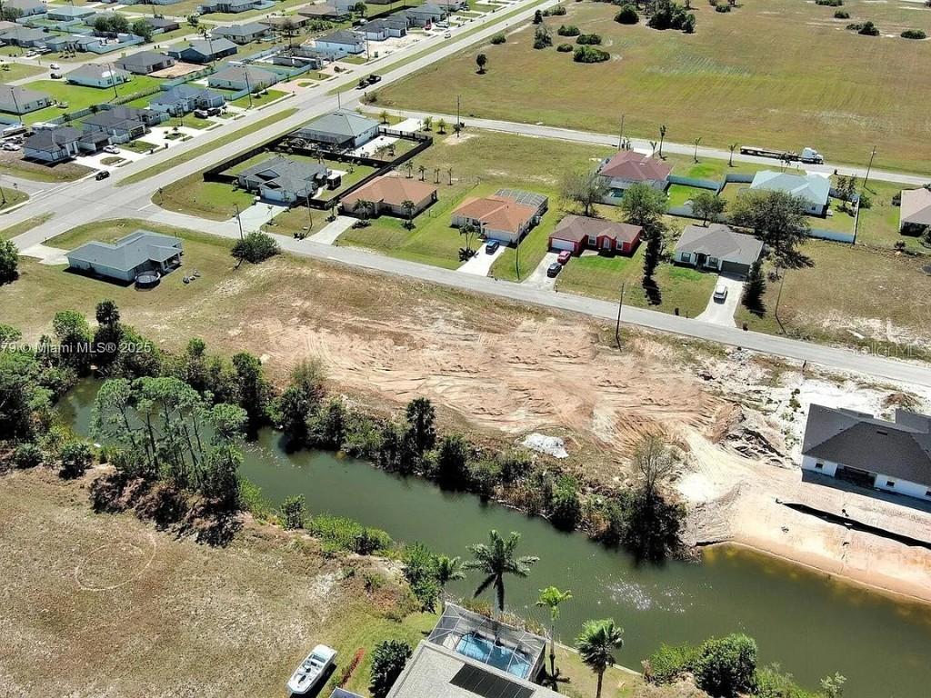 1611 NW 2nd St., Cape Coral, FL 33993
