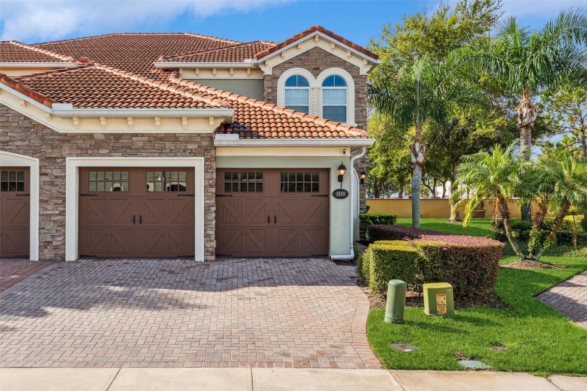 8888 Della Scala Cir., Orlando, FL 32836