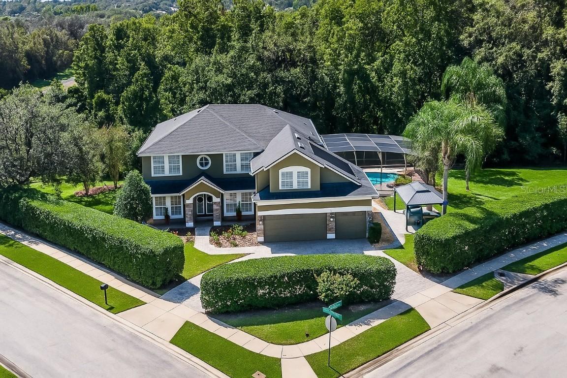736 Grey Heron Pl., Chuluota, FL 32766