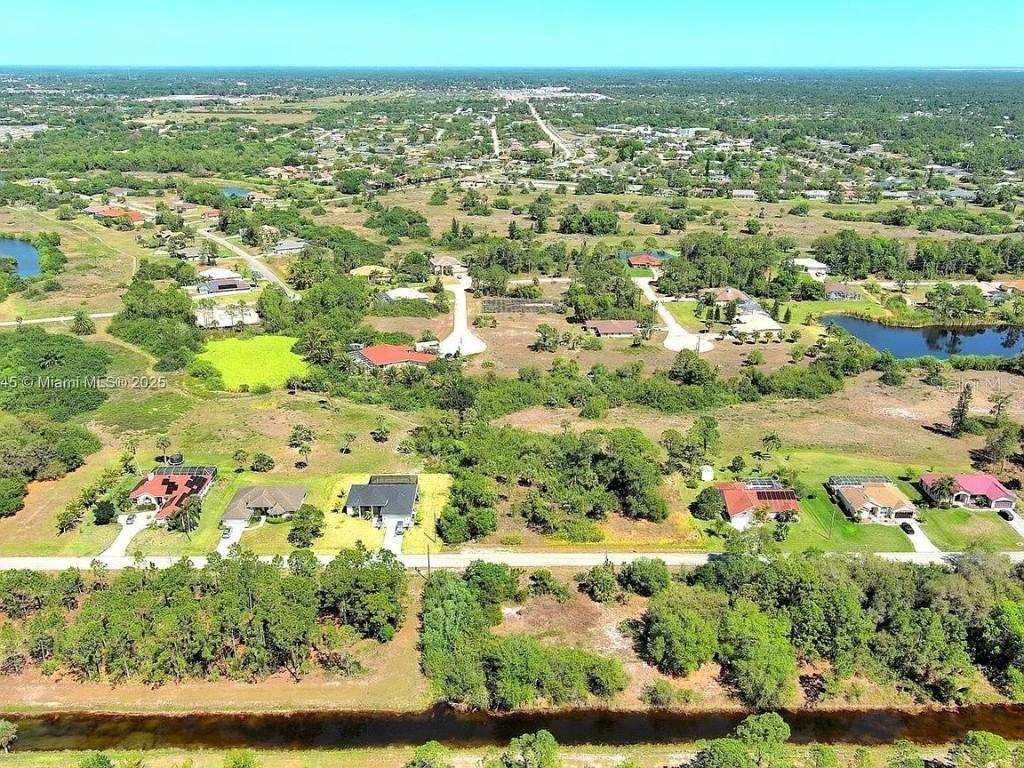 624 Charles Sise St., Lehigh Acres, FL 33974