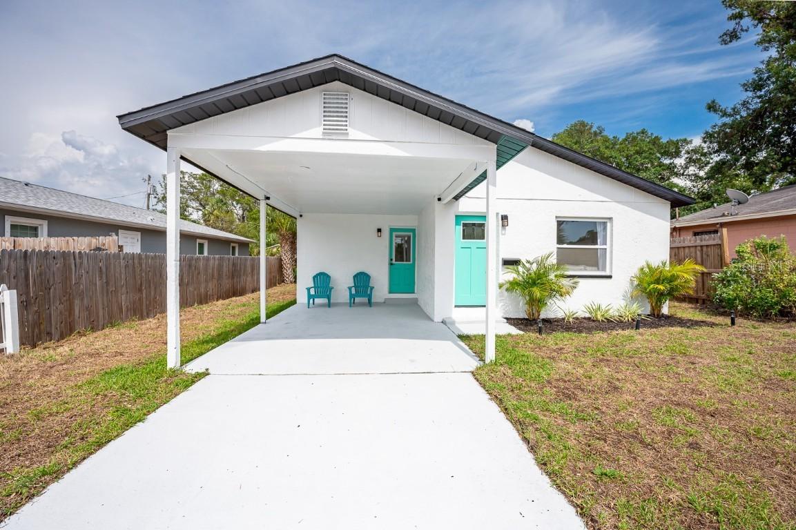 1690 40th St., St Petersburg, FL 33711