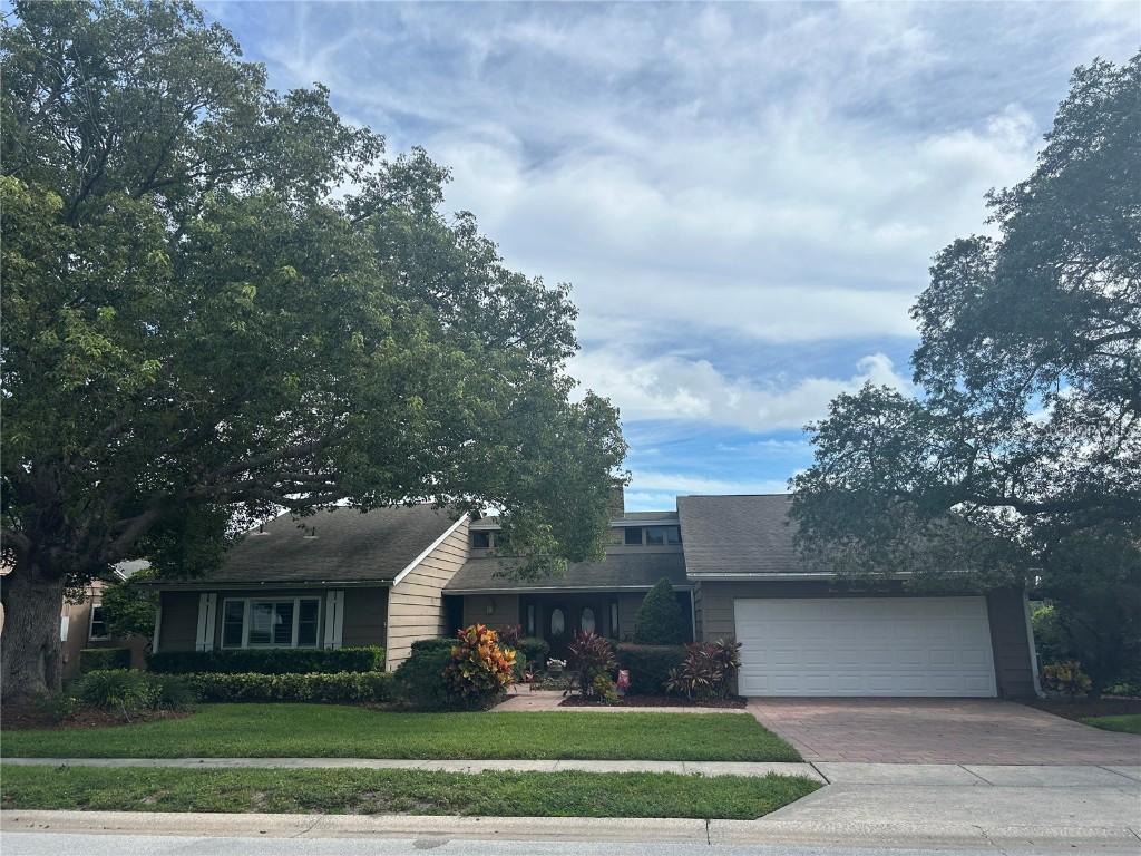 320 Cambridge Dr., Longwood, FL 32779