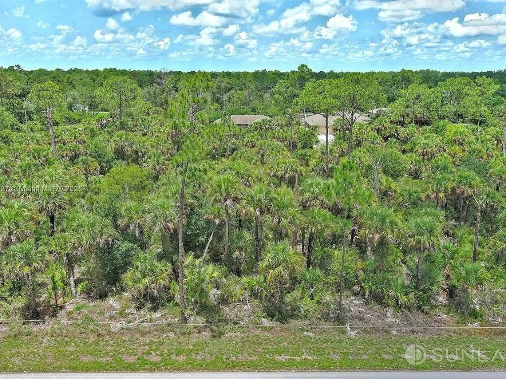134 Navarra Ave., Lehigh Acres, FL 33974