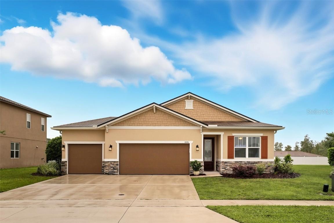 1694 Gentle Breeze Dr., St Cloud, FL 34771