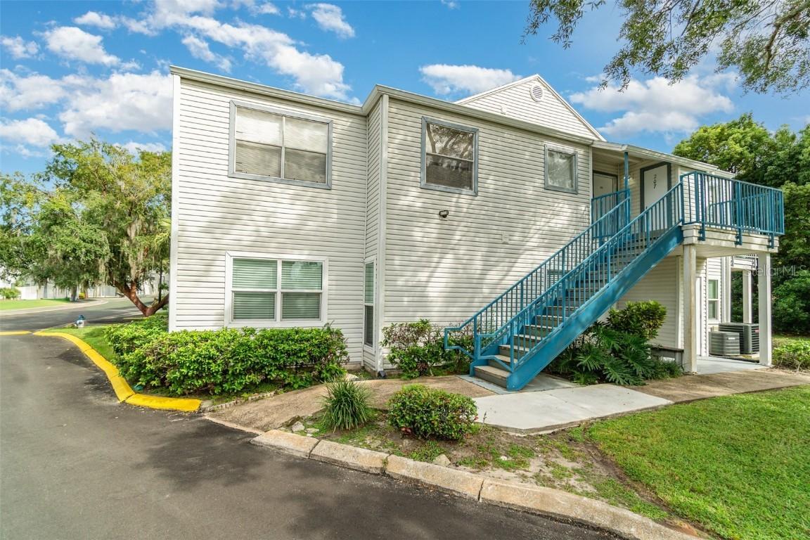 2560 Woodgate Blvd. #207, Orlando, FL 32822