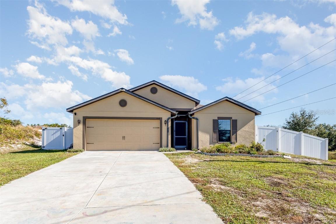 104 Jasmine Cir., Kissimmee, FL 34759