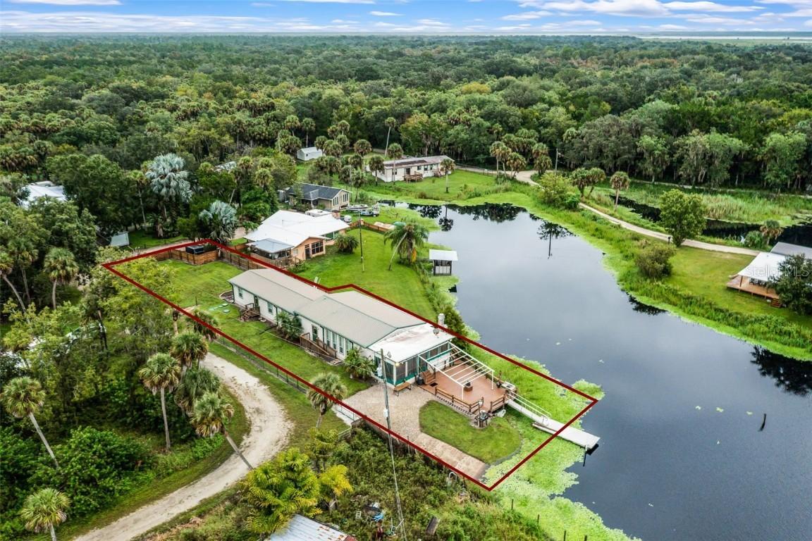 8270 Baxter Point, Mims, FL 32754