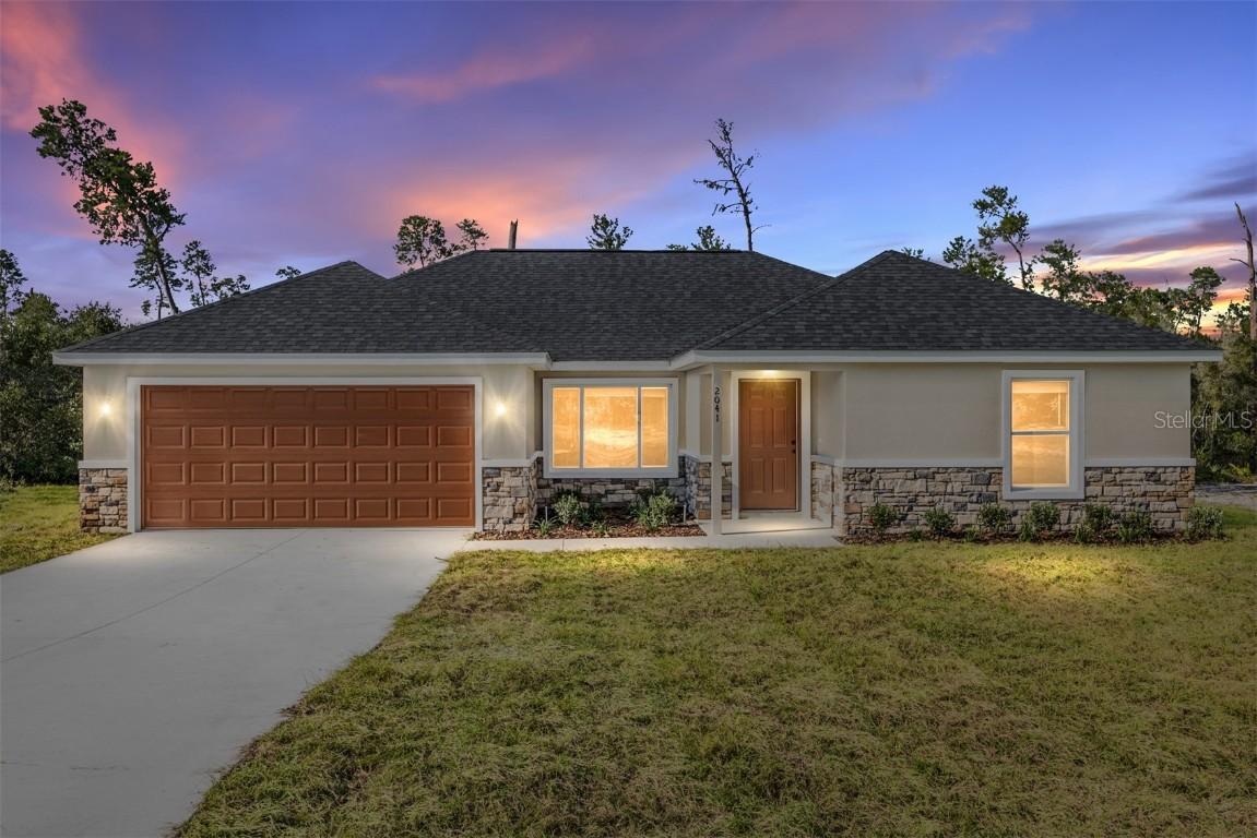13074 NE 7th Loop, Silver Springs, FL 34488
