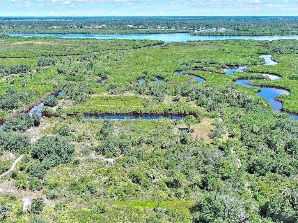 1353 Wallaroo Ct., Punta Gorda, FL 33983
