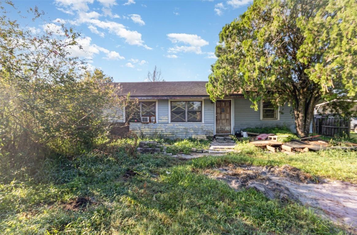 305 16th Ave., Ocoee, FL 34761