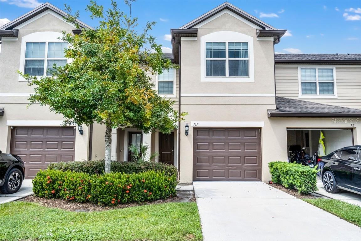 717 Virtuoso Ln. #85, Orlando, FL 32824