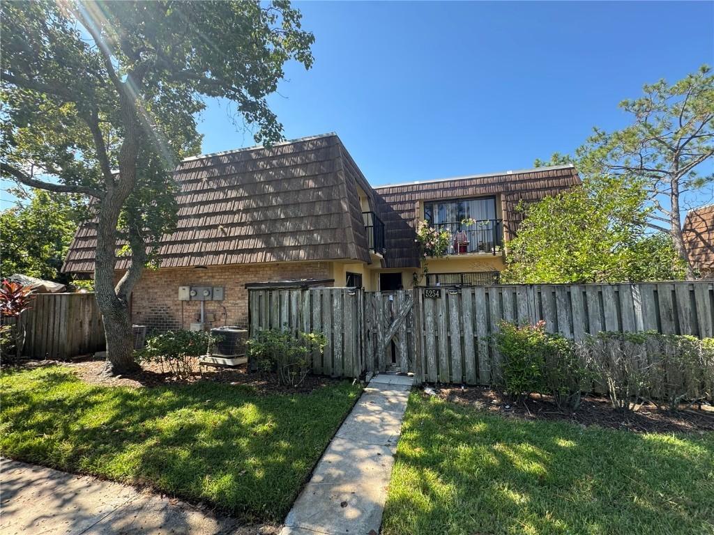 5254 Willow Ct. #530, Orlando, FL 32811