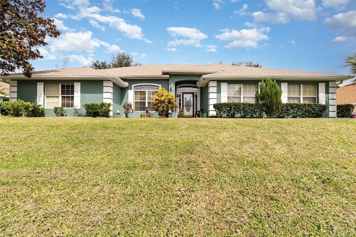 36640 Oconee Ave., Eustis, FL 32736