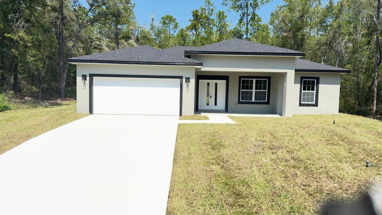 29 W Stockel Ln., Citrus Springs, FL 34434