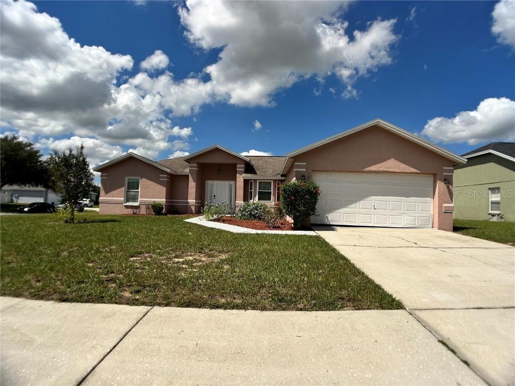 1068 Highland Crest Cir., Lake Wales, FL 33853