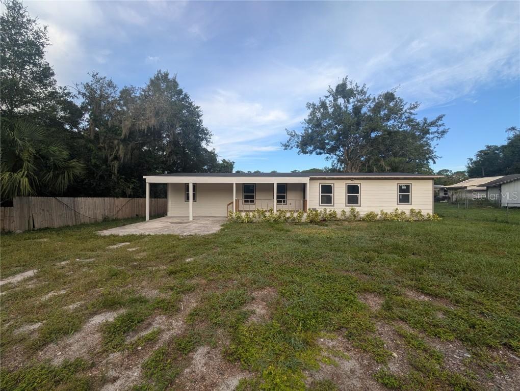 40415 Country Rd., Eustis, FL 32736