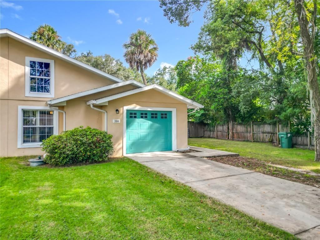 310 W Berckman St., Fruitland Park, FL 34731