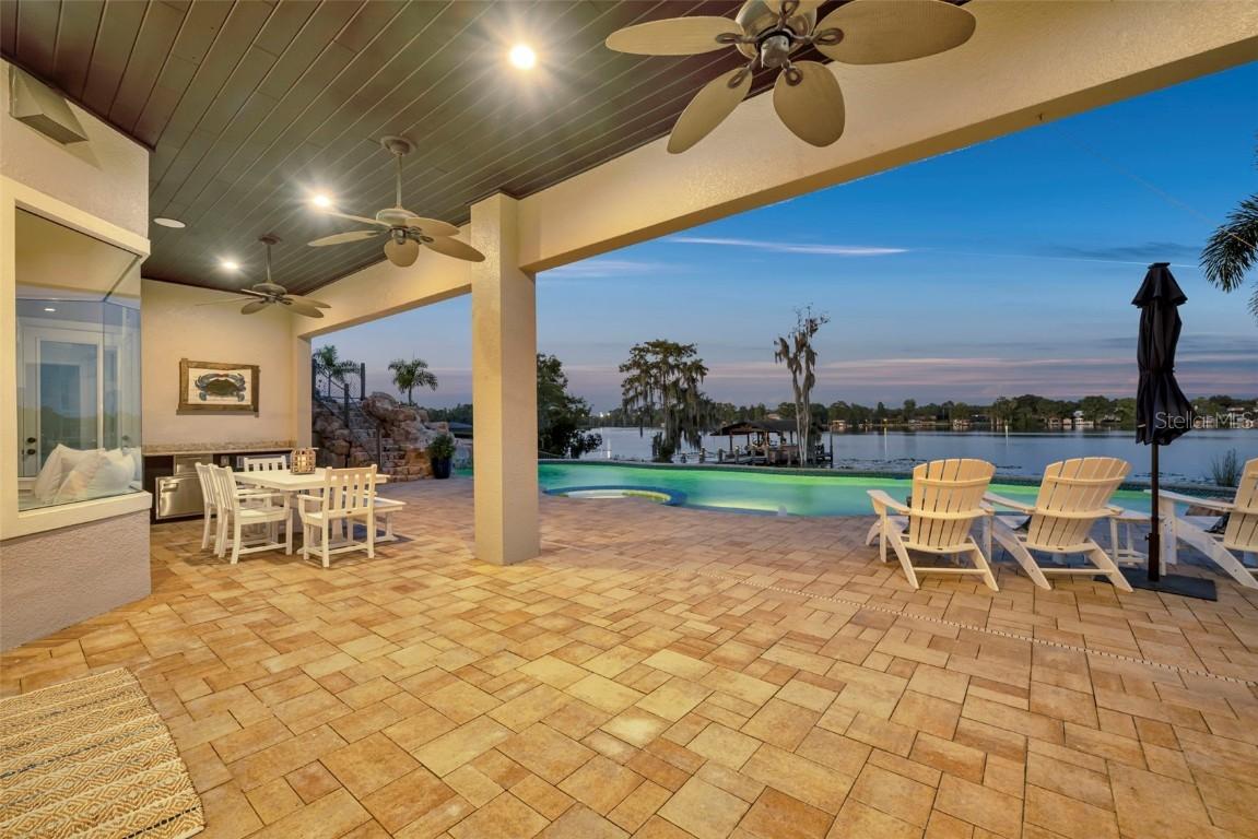 656 Long Lake Dr., Oviedo, FL 32765