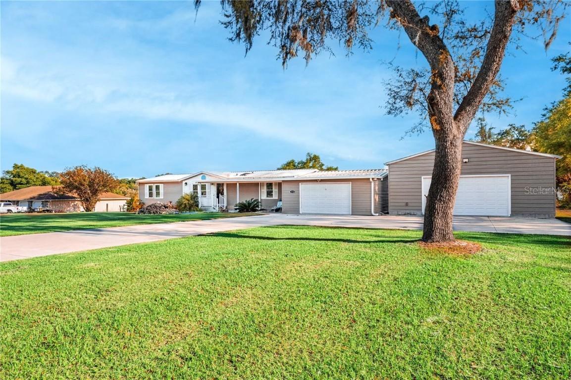 3122 Griffin View Dr., Lady Lake, FL 32159