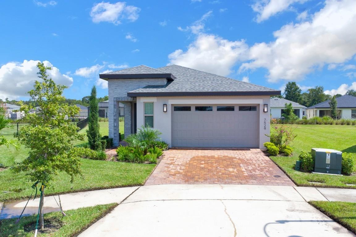 7529 Castlewood Ct., Harmony, FL 34773