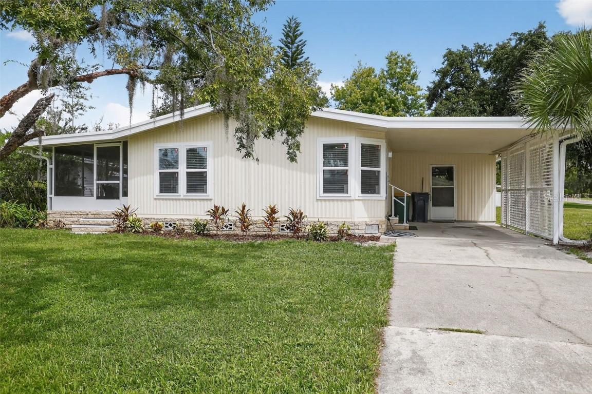 2910 Wekiva Rd., Tavares, FL 32778