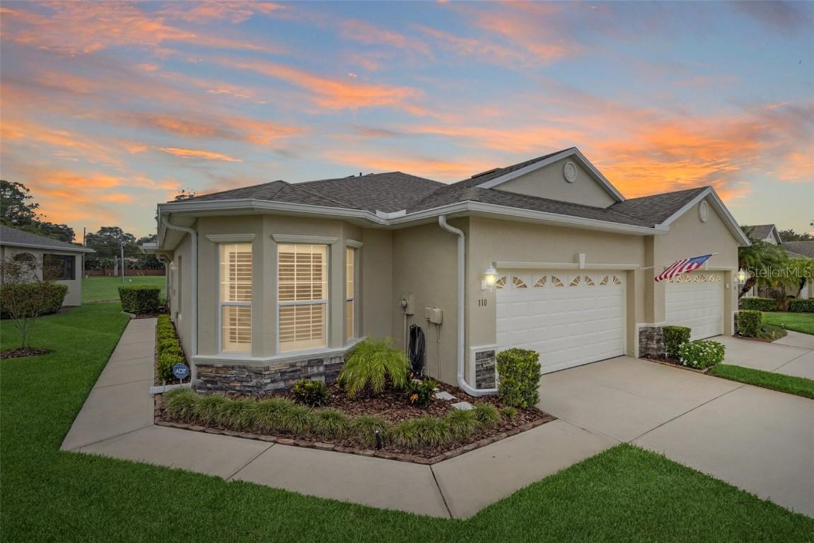 110 Lower Lake Ct., Debary, FL 32713