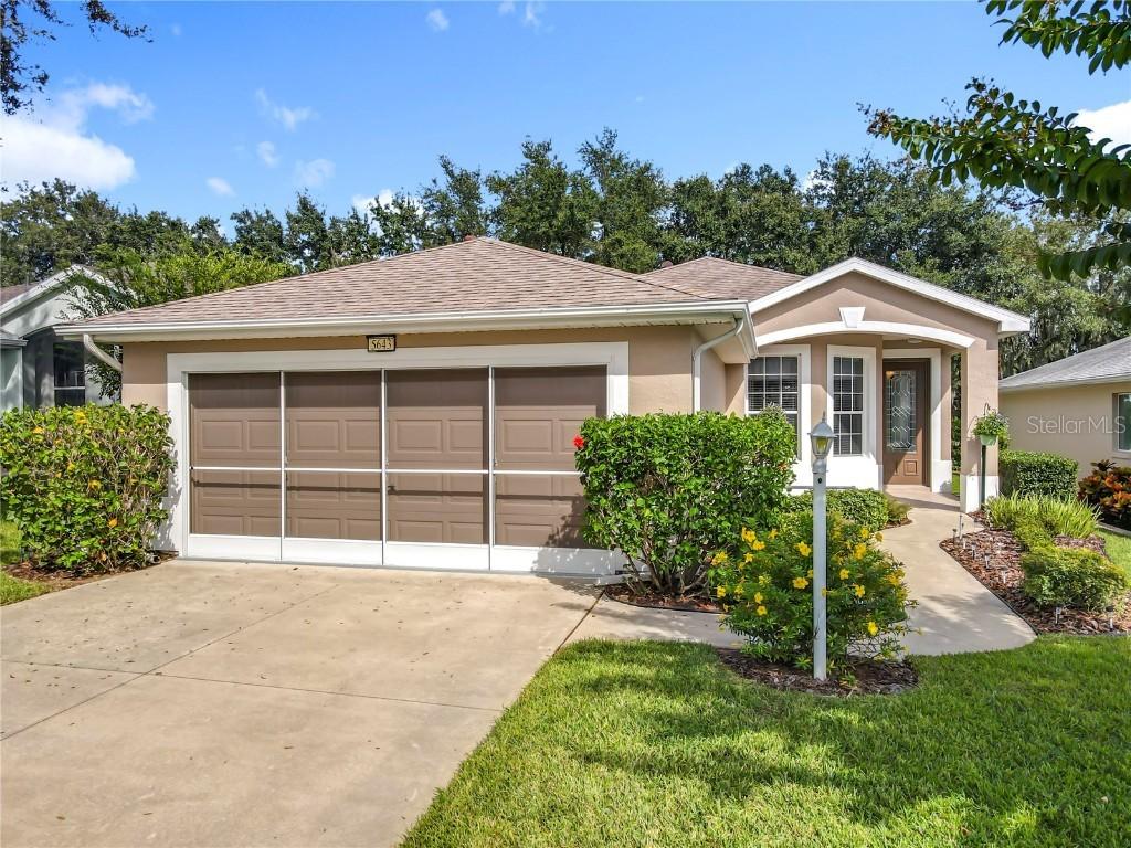 5643 Bounty Cir., Tavares, FL 32778