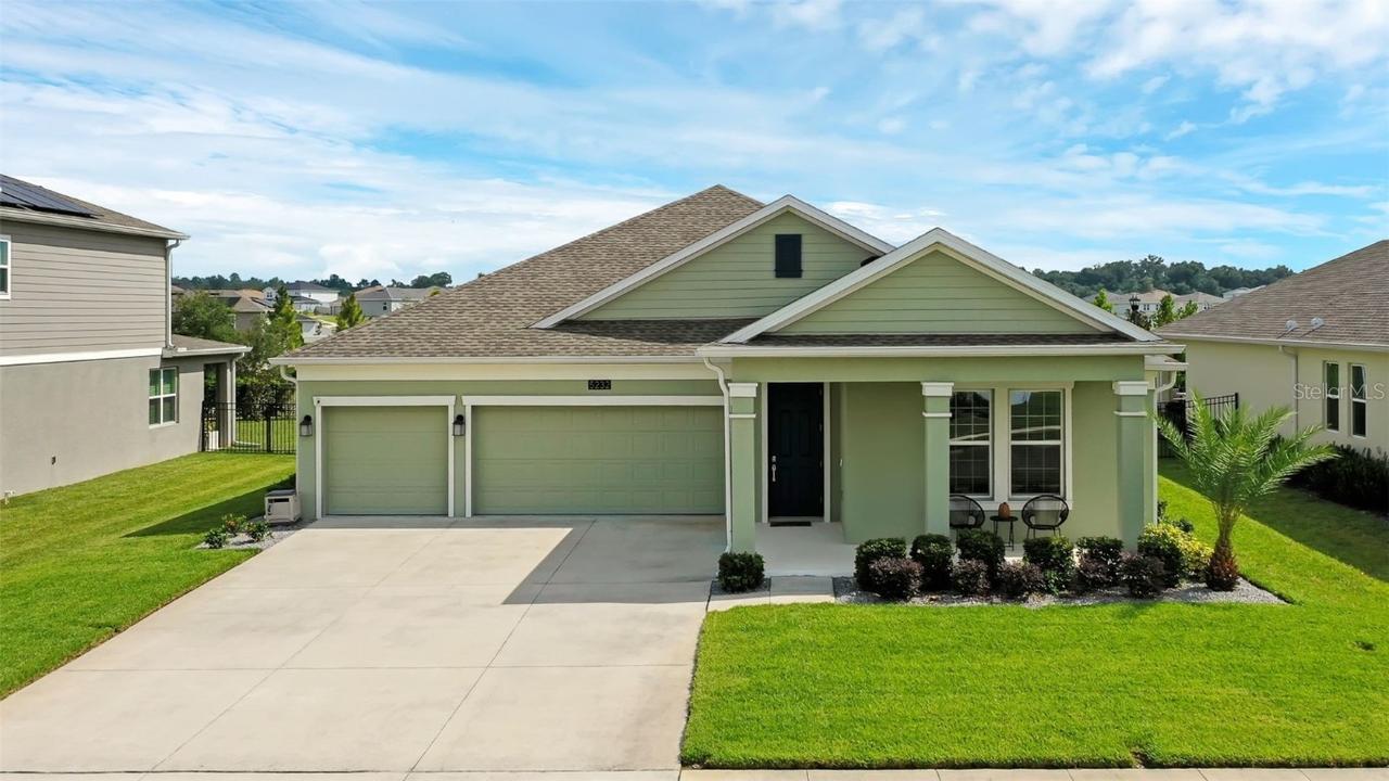 5232 Red Coral Cir., Mount Dora, FL 32757