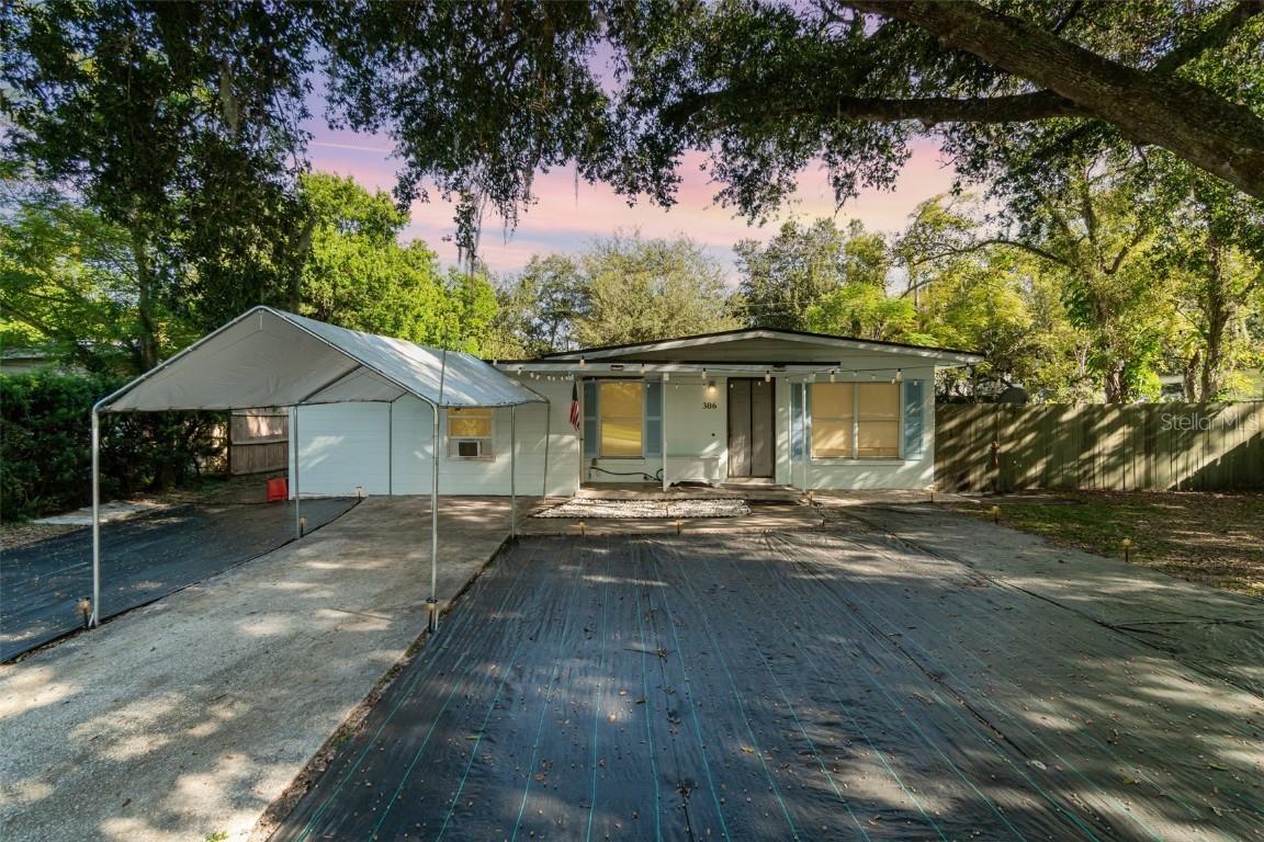 306 Fairmont Dr., Sanford, FL 32773