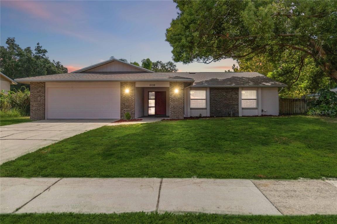 8108 Bluestar Cir., Orlando, FL 32819