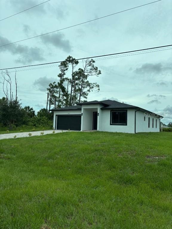 2572 Grandview Dr., North Port, FL 34288