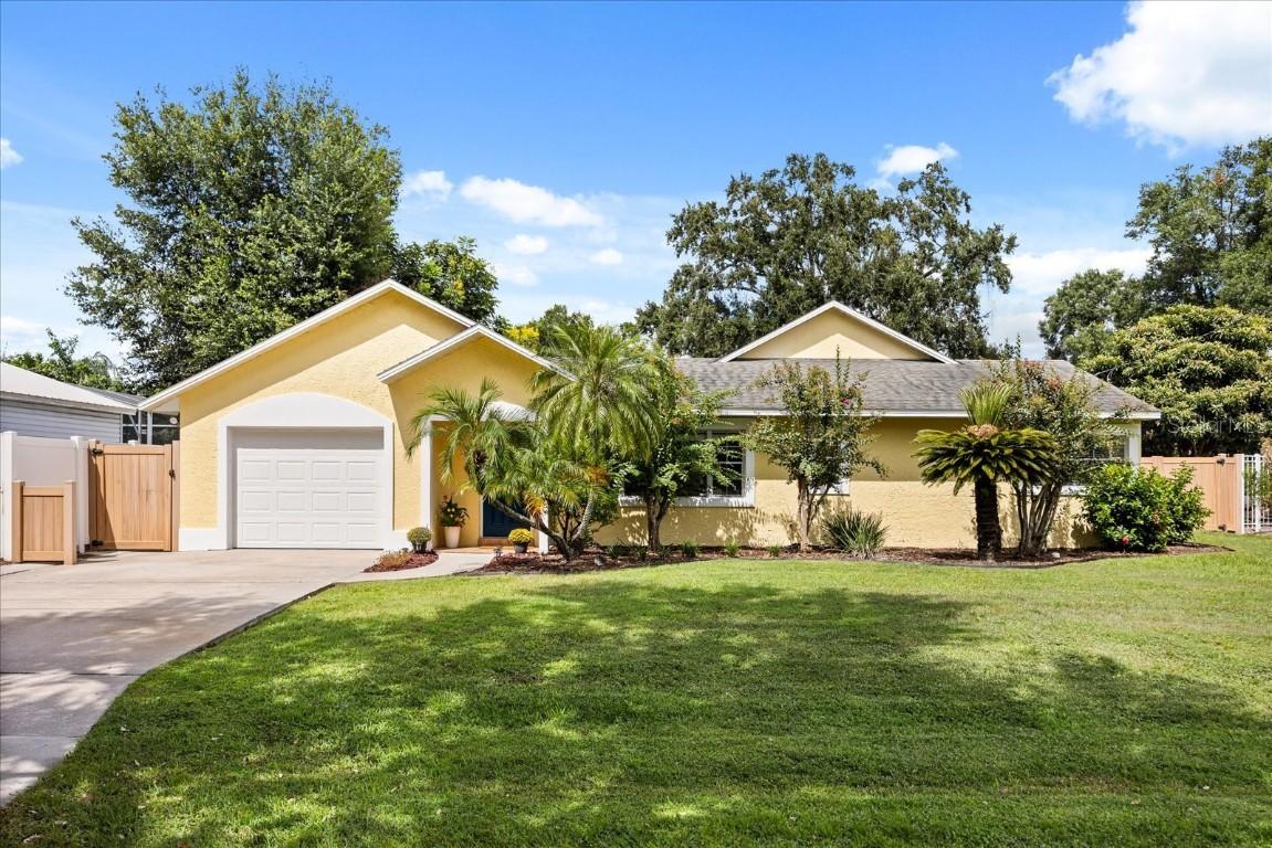1615 Poe Ave., Orlando, FL 32806