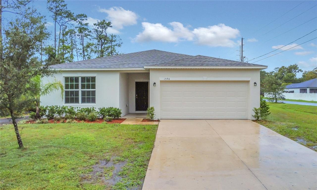 1590 6th Ave., Deland, FL 32724