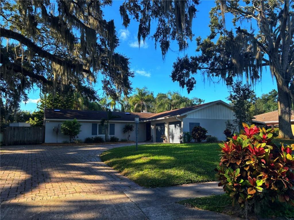 428 Harbour Island Rd., Edgewood, FL 32809