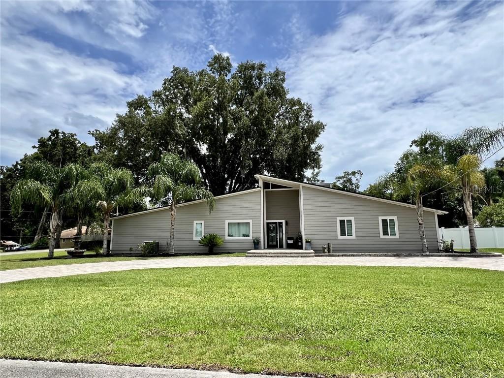 1931 Grove Bluff Cir., St Johns, FL 32259