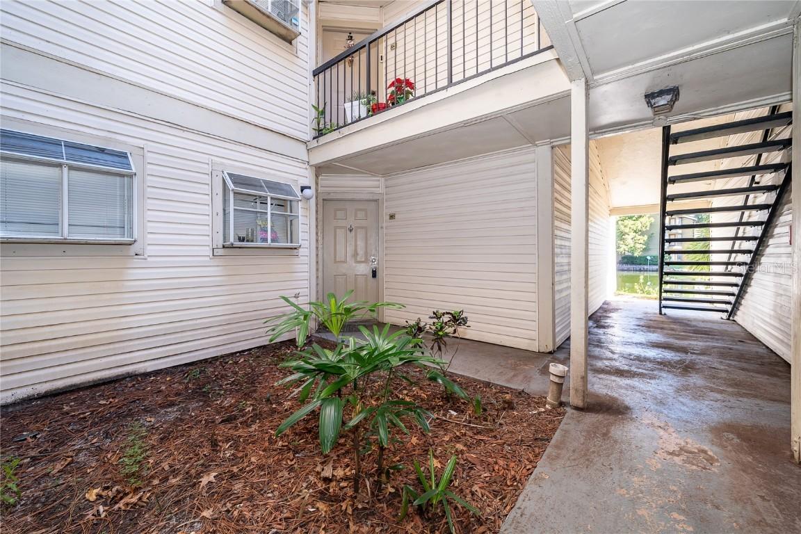 1940 Lake Atriums Cir. #90, Orlando, FL 32839