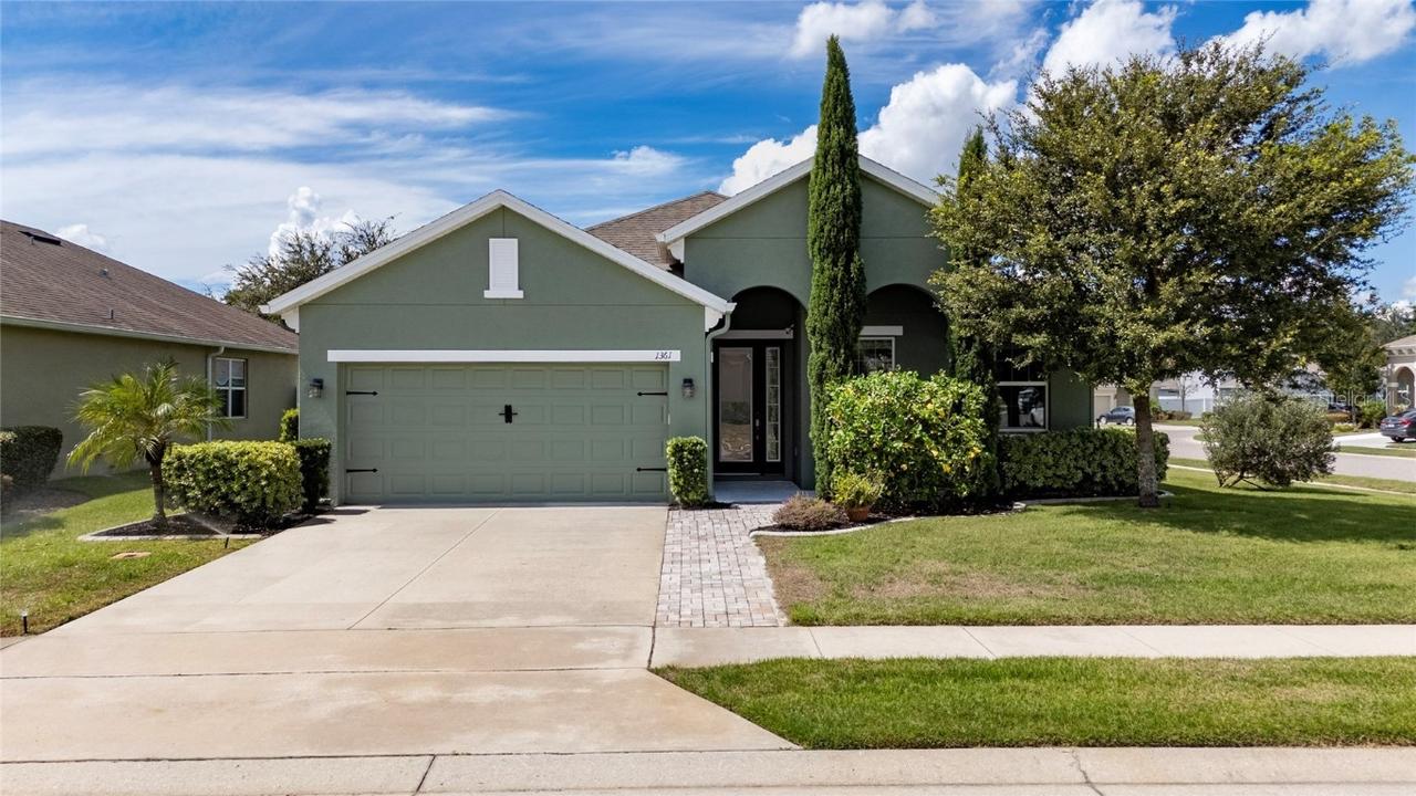 1361 Aroniminik Dr., Mount Dora, FL 32757