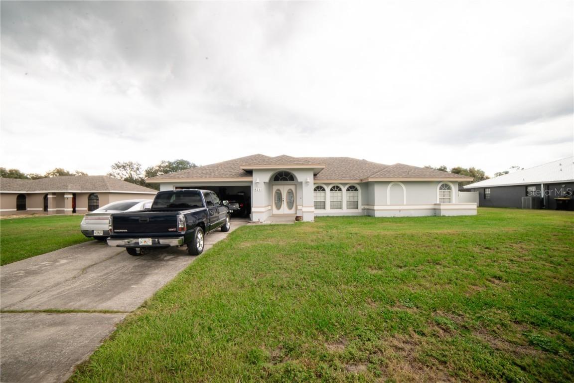 8211 Rangers Path, Lakeland, FL 33809