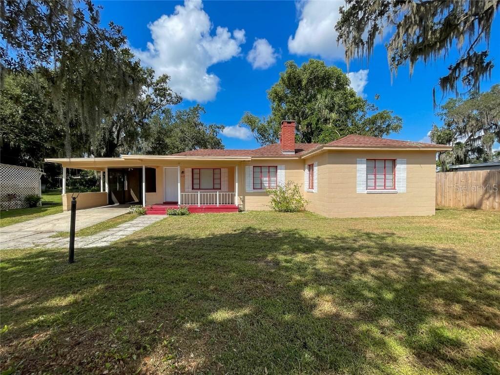 915 Lee St., Leesburg, FL 34748