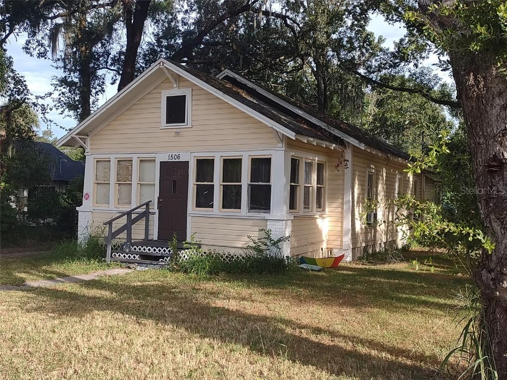 1506 High St., Leesburg, FL 34748