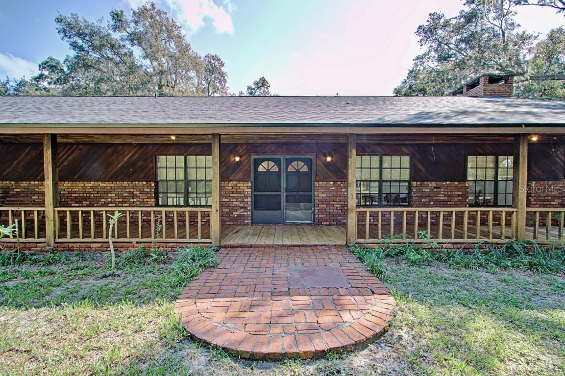 2575 Place Pond Rd., De Leon Springs, FL 32130