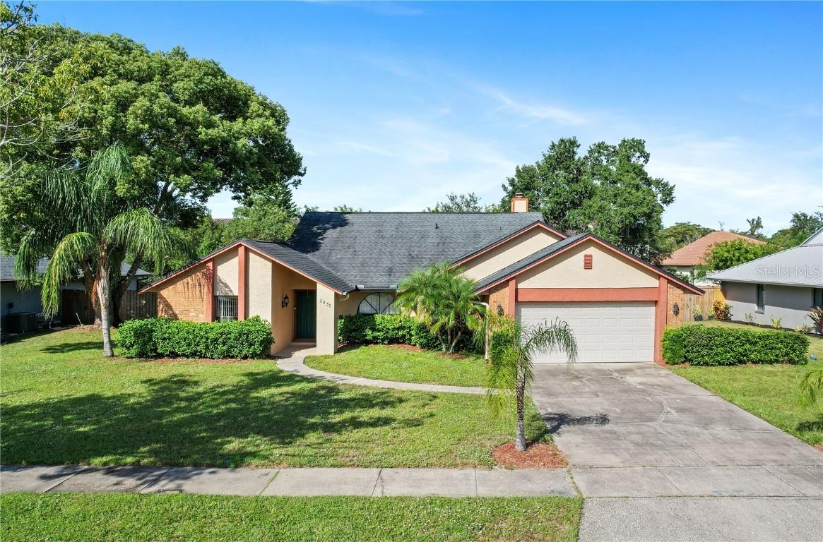 2530 Creekview Cir., Oviedo, FL 32765